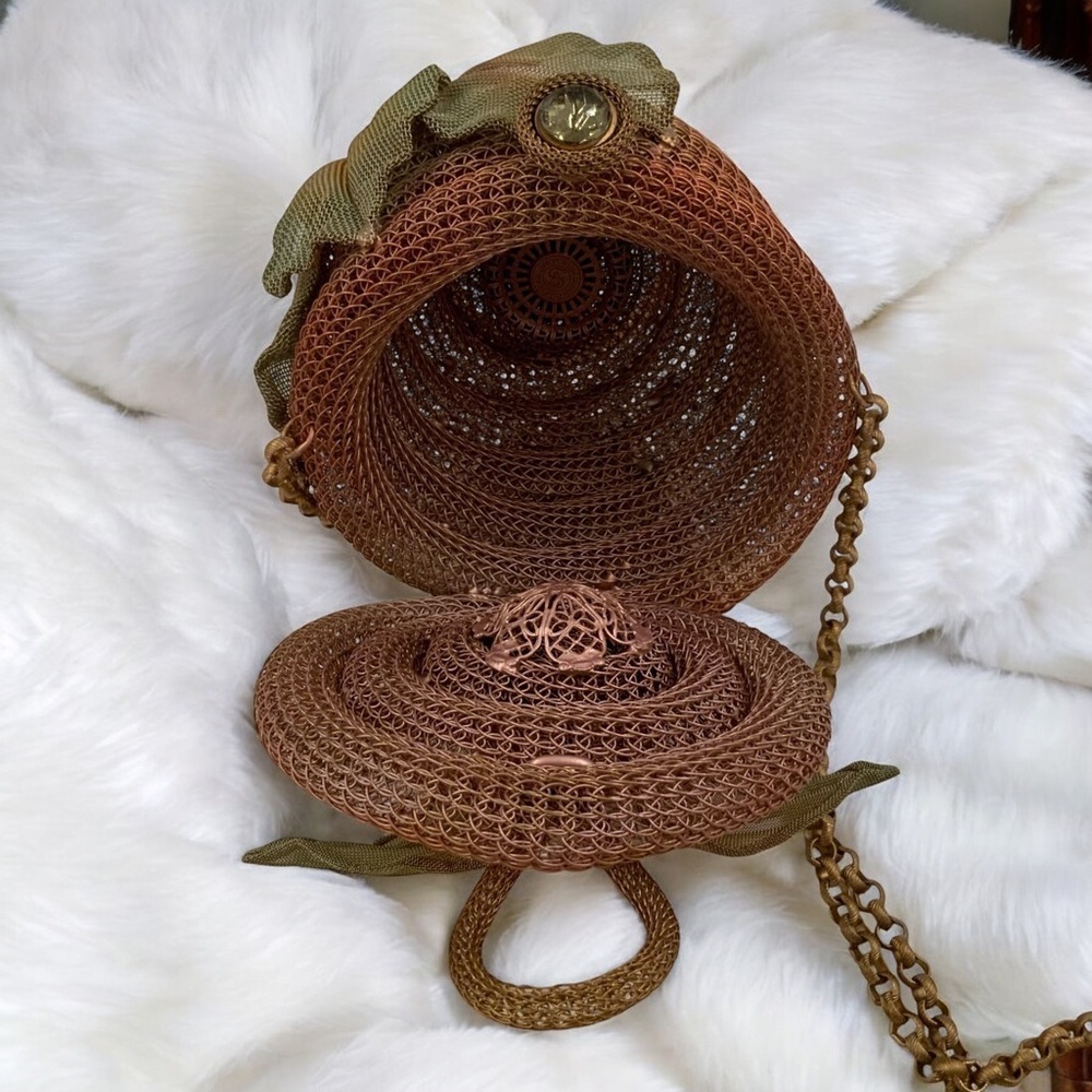 Sarah Cavender Metalworks Handbag Apple Shape, Copper & Gold, Art Collectible - Picture 7 of 10